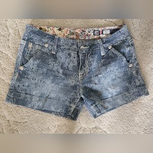 Miss Me shorts